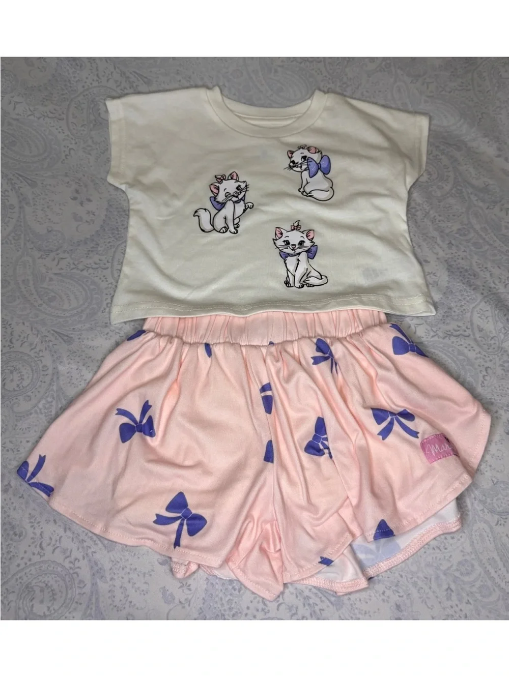 Disney The Aristocats Marie Cream Tee & Pink Bow Print Skort